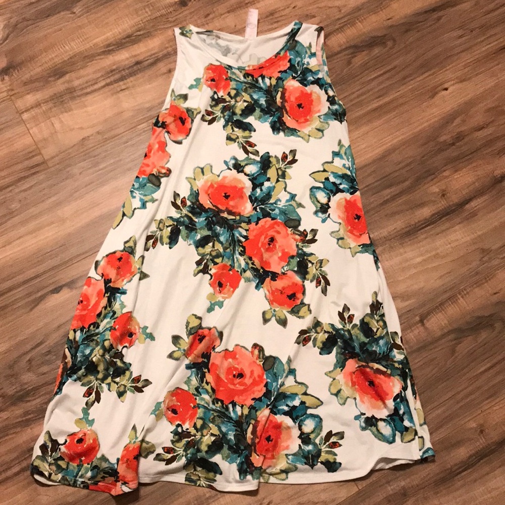 Sleeveless dress